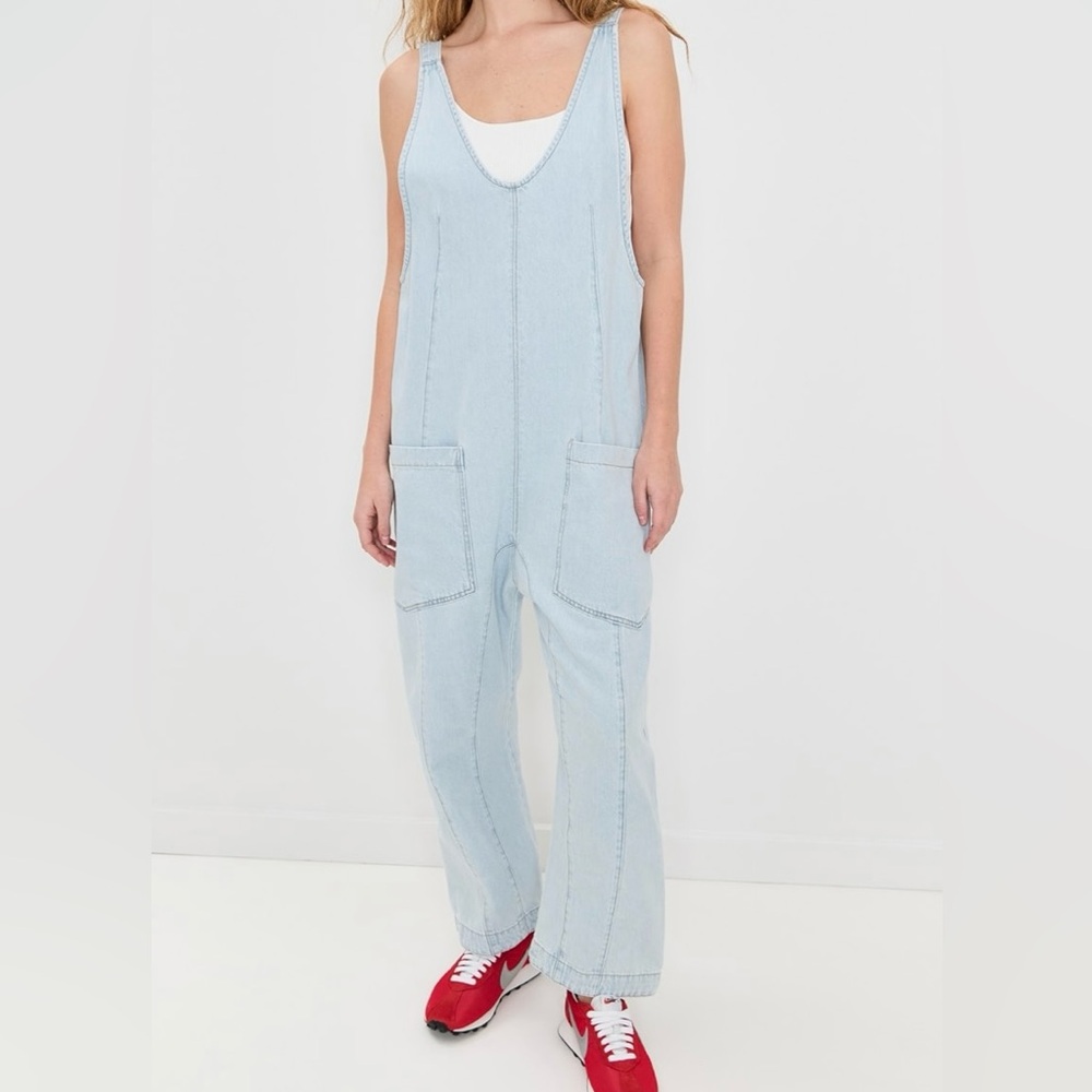 We The Free Women's Light Blue Jumpsuit nwot women’s size large - Picture 2 of 6